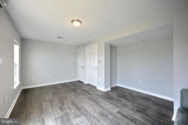 208 ROYAL DR, Manchester, PA 17345