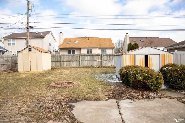 5323 Lathrop Street, Trenton, MI 48183