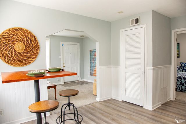 5323 Lathrop Street, Trenton, MI 48183