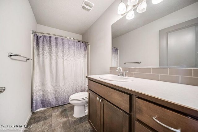 3289 N Fireball CT, Post Falls, ID 83854