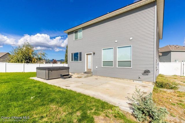 3289 N Fireball CT, Post Falls, ID 83854