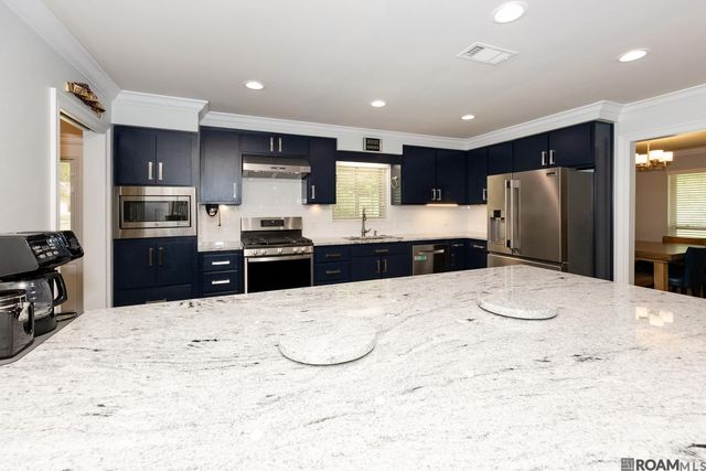 4010 Yardley Dr, Slaughter, LA 70777