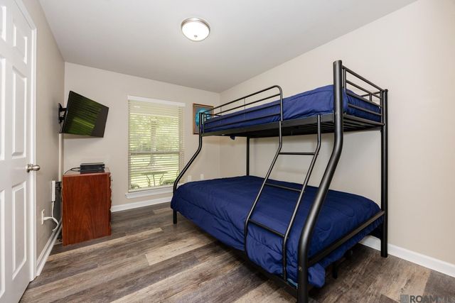 4010 Yardley Dr, Slaughter, LA 70777