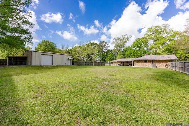 4010 Yardley Dr, Slaughter, LA 70777