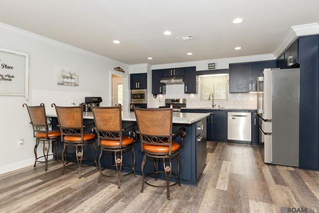 4010 Yardley Dr, Slaughter, LA 70777