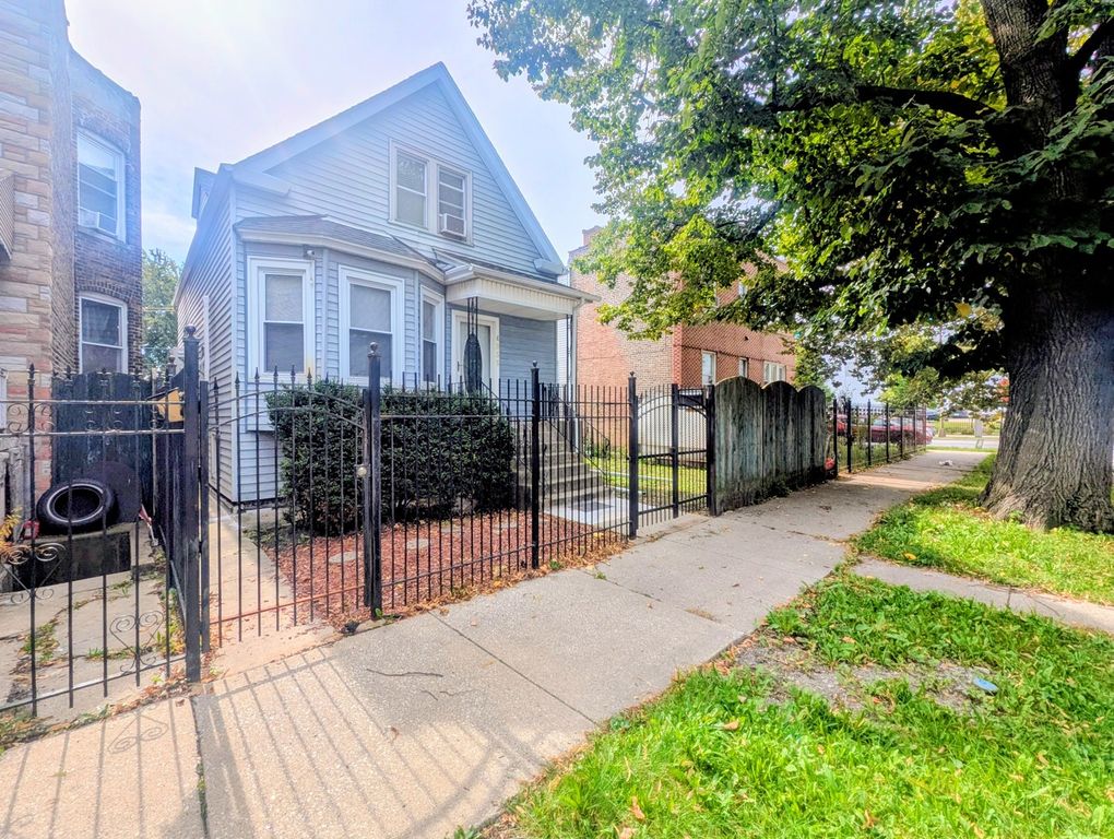 4355 W Potomac Avenue, Chicago, IL 60651 — exterior