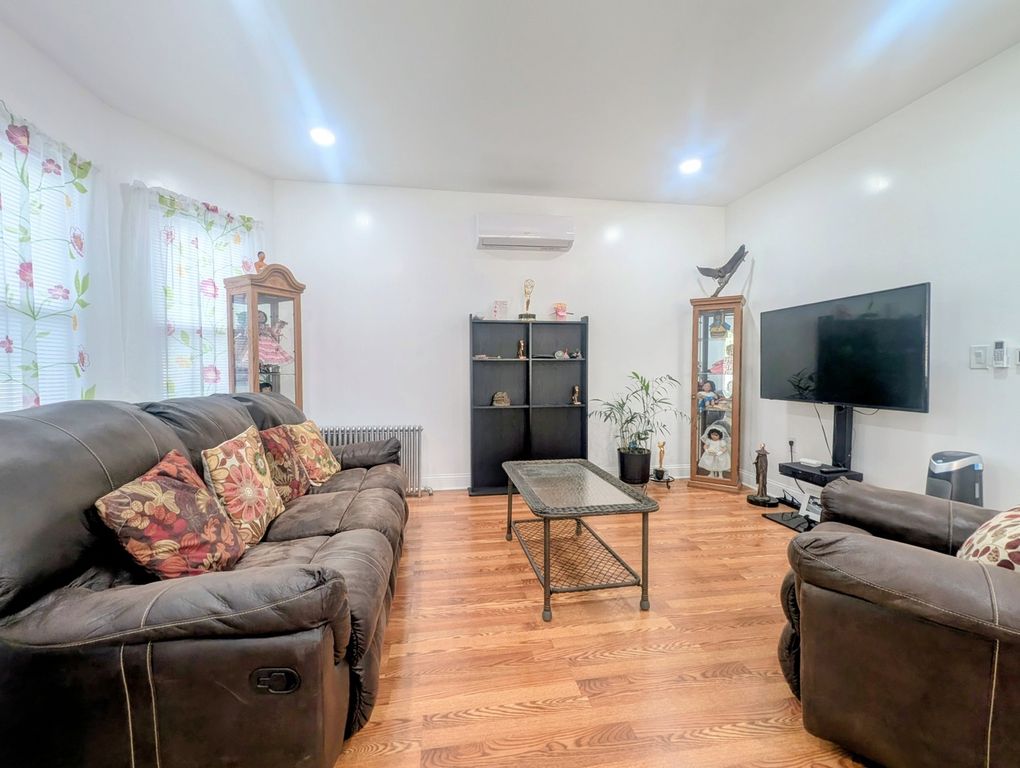 4355 W Potomac Avenue, Chicago, IL 60651 — photo 5