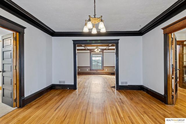 117 S Molley Street, Bennington, NE 68007