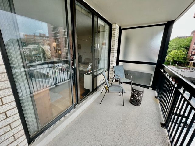 60 Longwood Avenue 306, Brookline, MA 02446