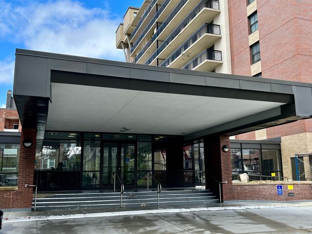 60 Longwood Avenue 306, Brookline, MA 02446