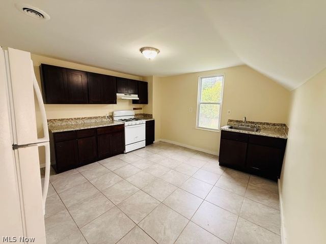 3838 Marvin Avenue, Cleveland, OH 44109