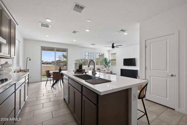 9341 E SEBRING Avenue, Mesa, AZ 85212