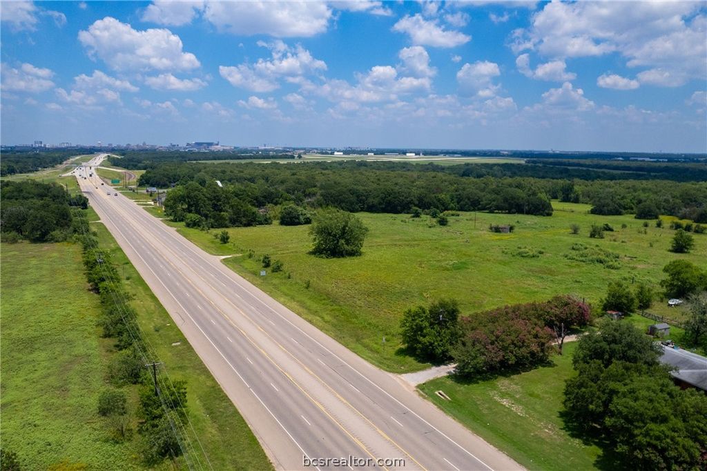 5207 Raymond Stotzer Parkway, College Station, TX 77845 — photo 4
