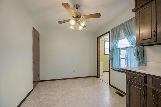 606 N Rogers Street, Independence, MO 64050