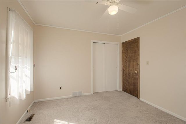 606 N Rogers Street, Independence, MO 64050