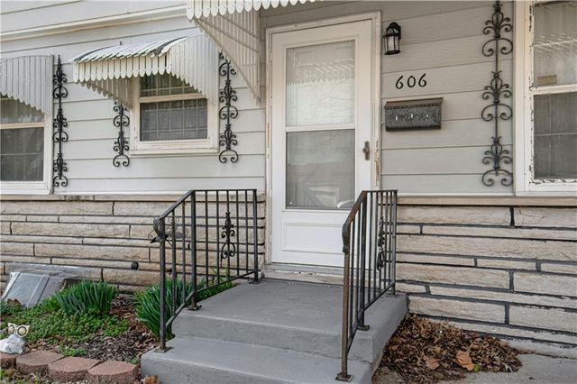 606 N Rogers Street, Independence, MO 64050