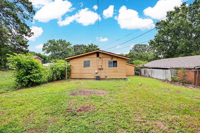 1866 Dennison St, Little Rock, AR 72202