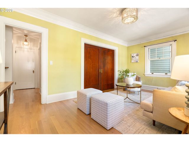 118 Nw KING Ave 21, Portland, OR 97210