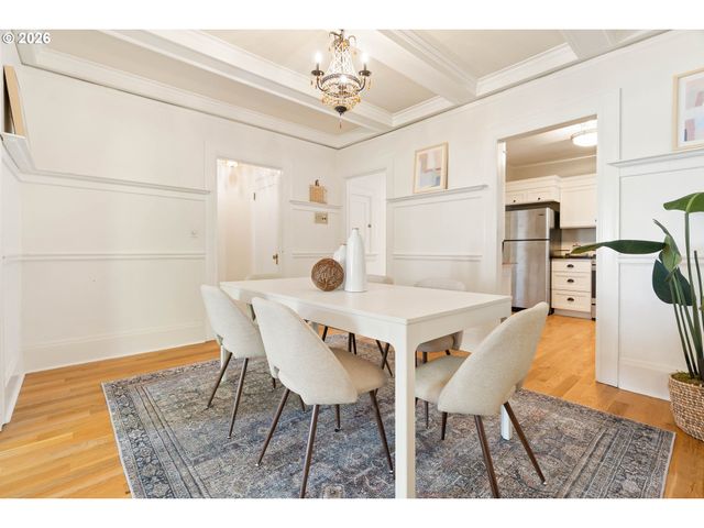 118 Nw KING Ave 21, Portland, OR 97210