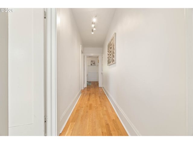 118 Nw KING Ave 21, Portland, OR 97210