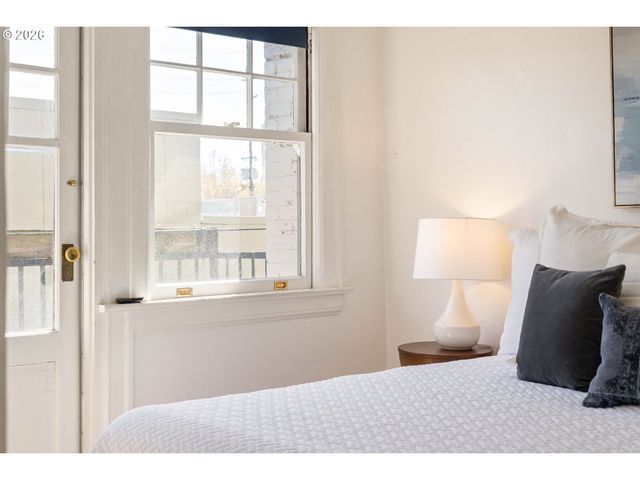 118 Nw KING Ave 21, Portland, OR 97210