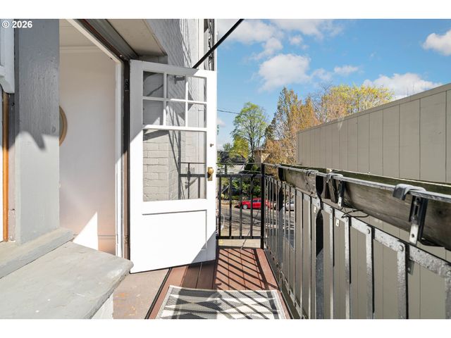 118 Nw KING Ave 21, Portland, OR 97210