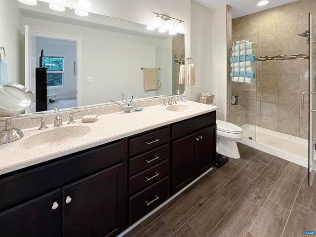 1239 PENFIELD LN, Charlottesville, VA 22901