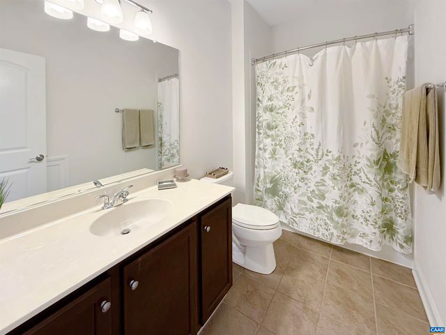 1239 PENFIELD LN, Charlottesville, VA 22901