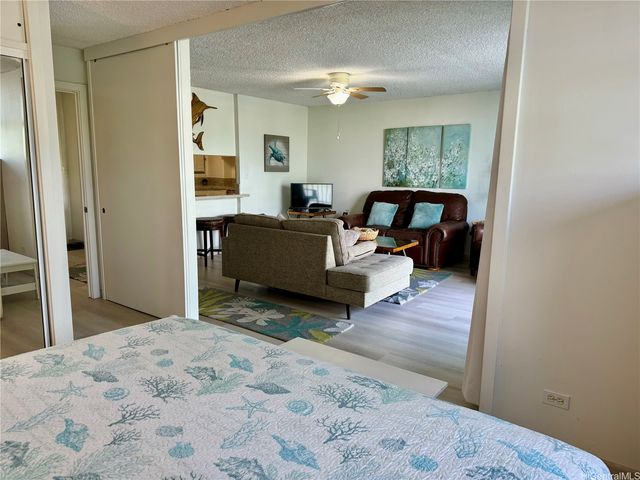 2355 Ala Wai Boulevard 204, Honolulu, HI 96815