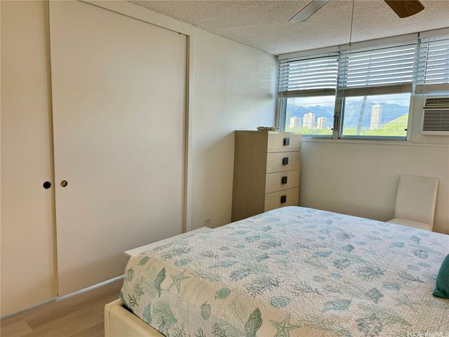 2355 Ala Wai Boulevard 204, Honolulu, HI 96815
