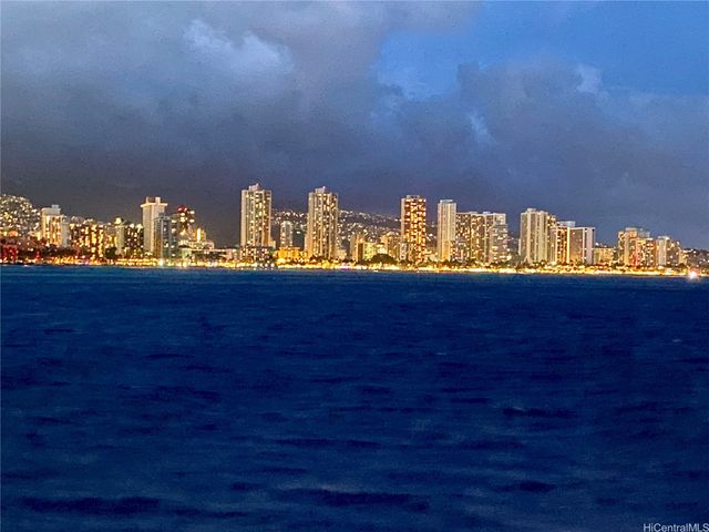2355 Ala Wai Boulevard 204, Honolulu, HI 96815