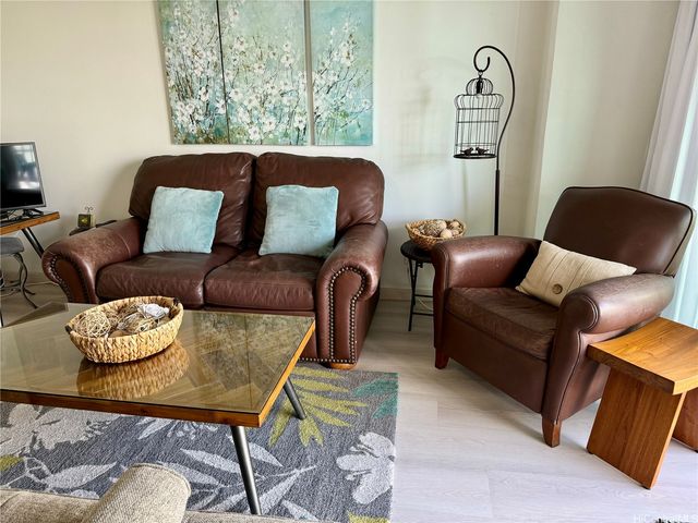 2355 Ala Wai Boulevard 204, Honolulu, HI 96815