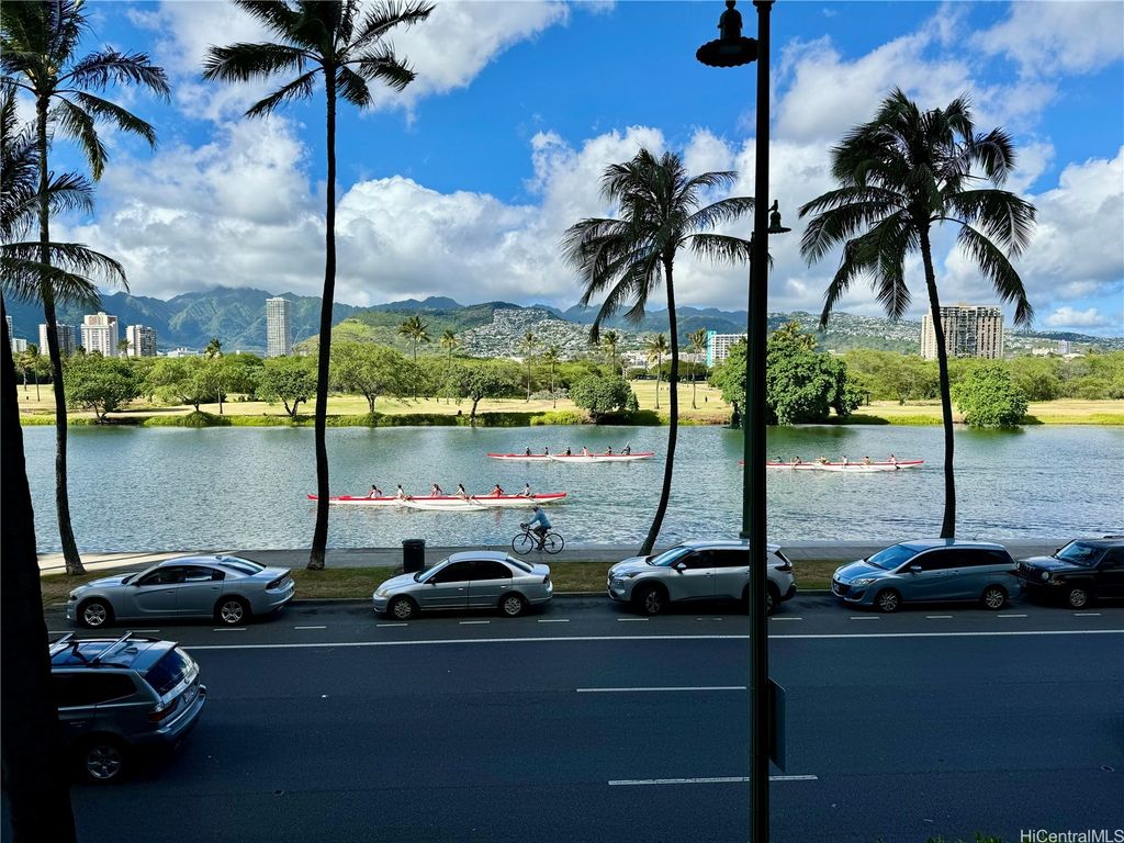 2355 Ala Wai Boulevard 204, Honolulu, HI 96815