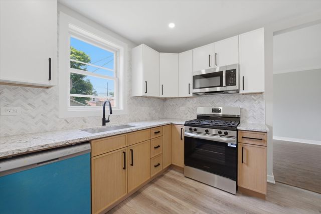 8452 S Marshfield Avenue, Chicago, IL 60620