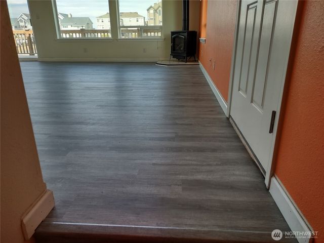 1400 Ocean shores Boulevard SW, Ocean Shores, WA 98569