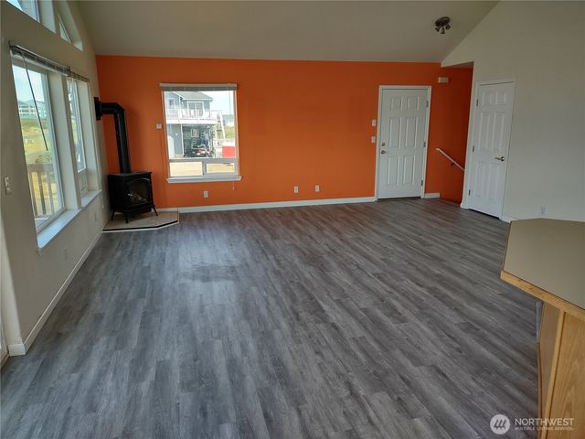 1400 Ocean shores Boulevard SW, Ocean Shores, WA 98569