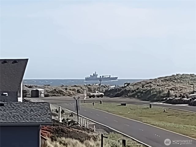 1400 Ocean shores Boulevard SW, Ocean Shores, WA 98569