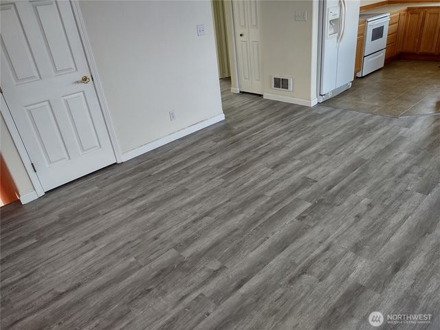 1400 Ocean shores Boulevard SW, Ocean Shores, WA 98569