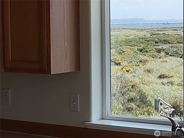 1400 Ocean shores Boulevard SW, Ocean Shores, WA 98569