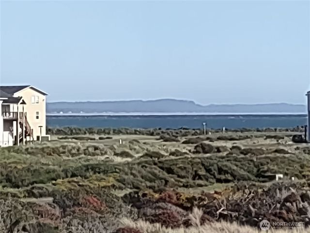 1400 Ocean shores Boulevard SW, Ocean Shores, WA 98569