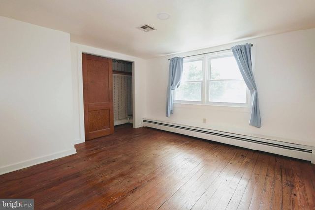 172 HARRISON ST, Emmaus, PA 18049