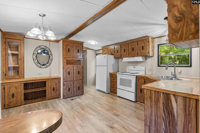 1107 Sandalwood, Leesville, SC 29070