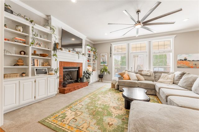 3977 Chesapeake Street, Springdale, AR 72762