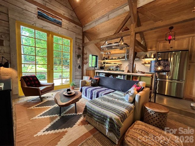 204 Rush Creek Road, Black Mountain, NC 28711