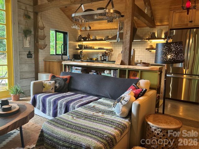 204 Rush Creek Road, Black Mountain, NC 28711