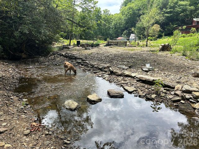 204 Rush Creek Road, Black Mountain, NC 28711