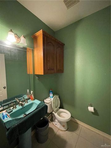 1003 Vela Jackson Avenue, La Joya, TX 78560