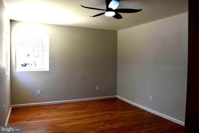 812 5TH RD, Mays Landing, NJ 08330