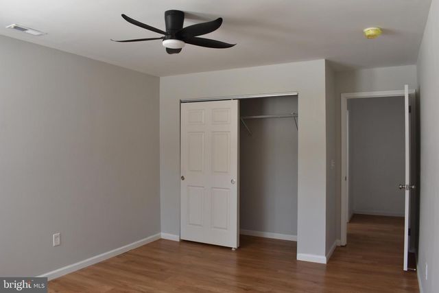 812 5TH RD, Mays Landing, NJ 08330