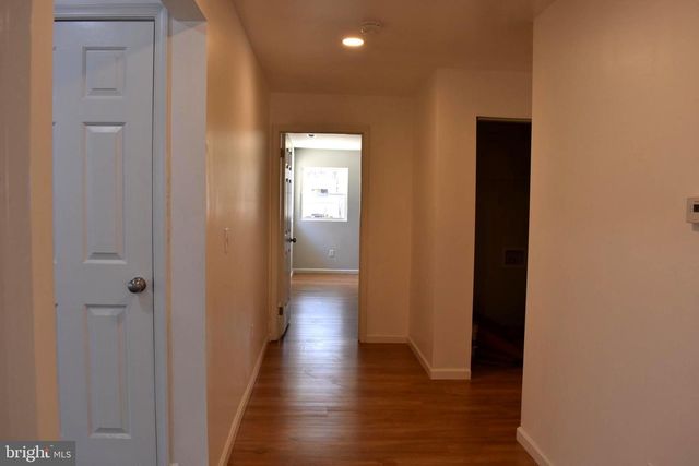 812 5TH RD, Mays Landing, NJ 08330